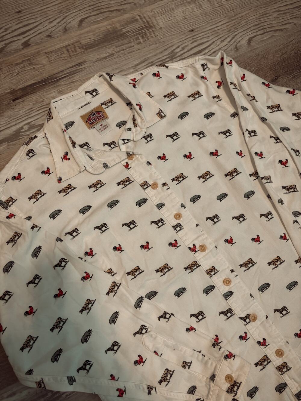 vintage barn fly farm animal button up